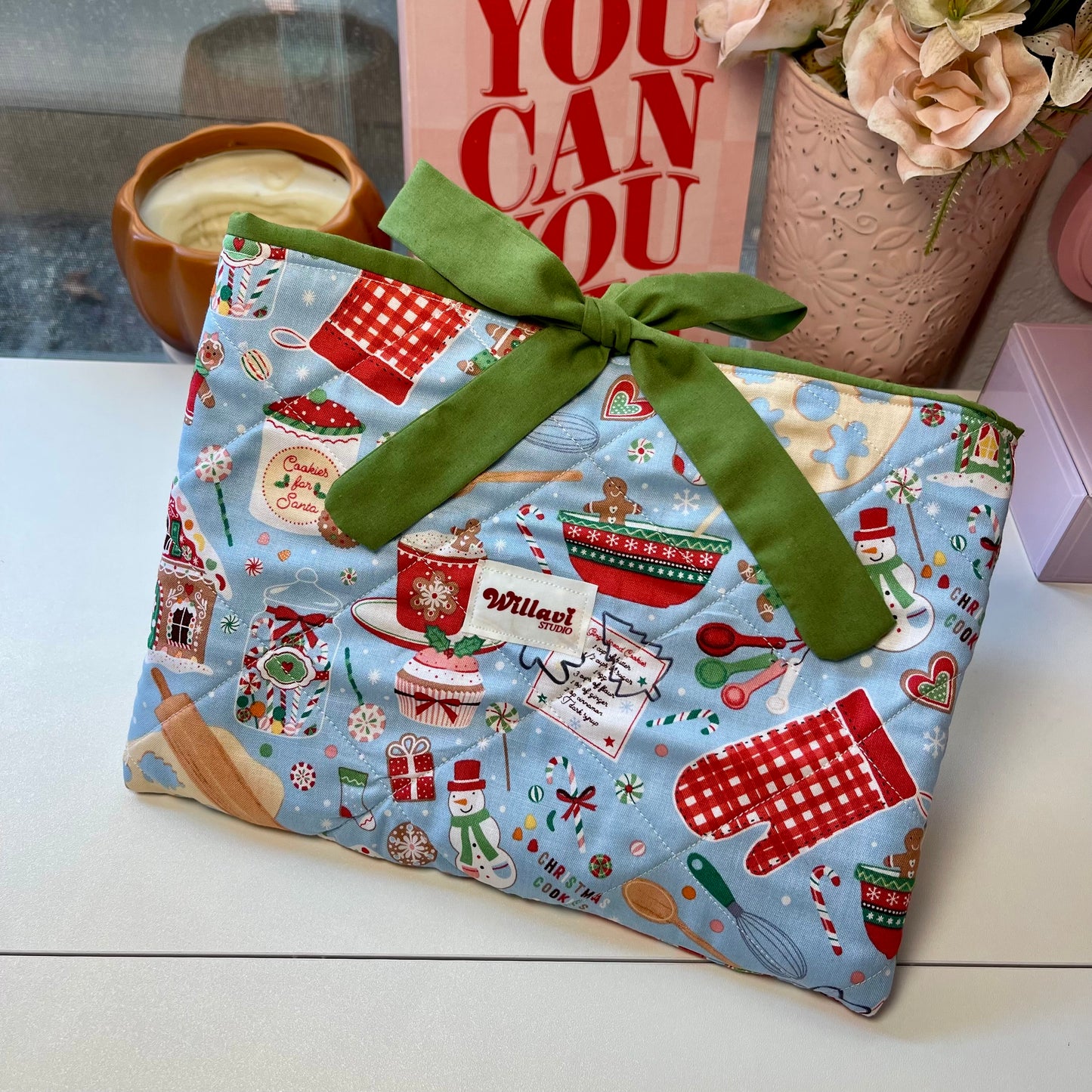 Holly Jolly Reads Book Sleeve ππ