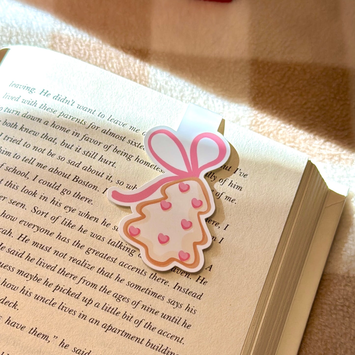 Christmas Tree Ornament Magnetic Bookmark