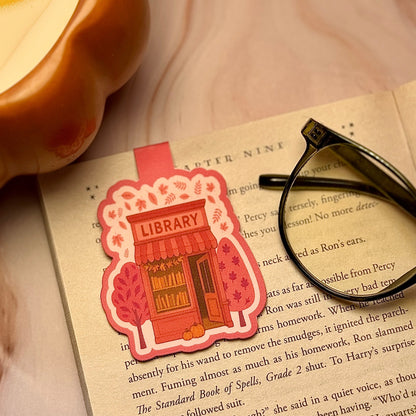 Little Pink Library Magnetic Bookmark 🏠💕