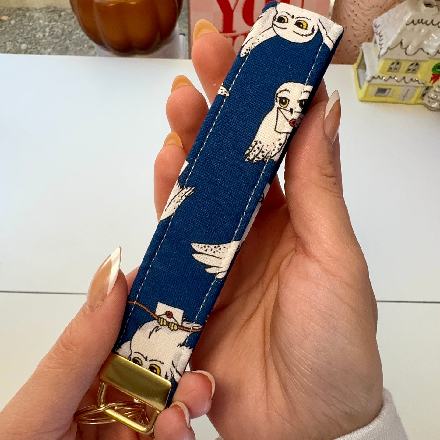 Owl Mail Delivery Wristlet Keychain 🦉🔑