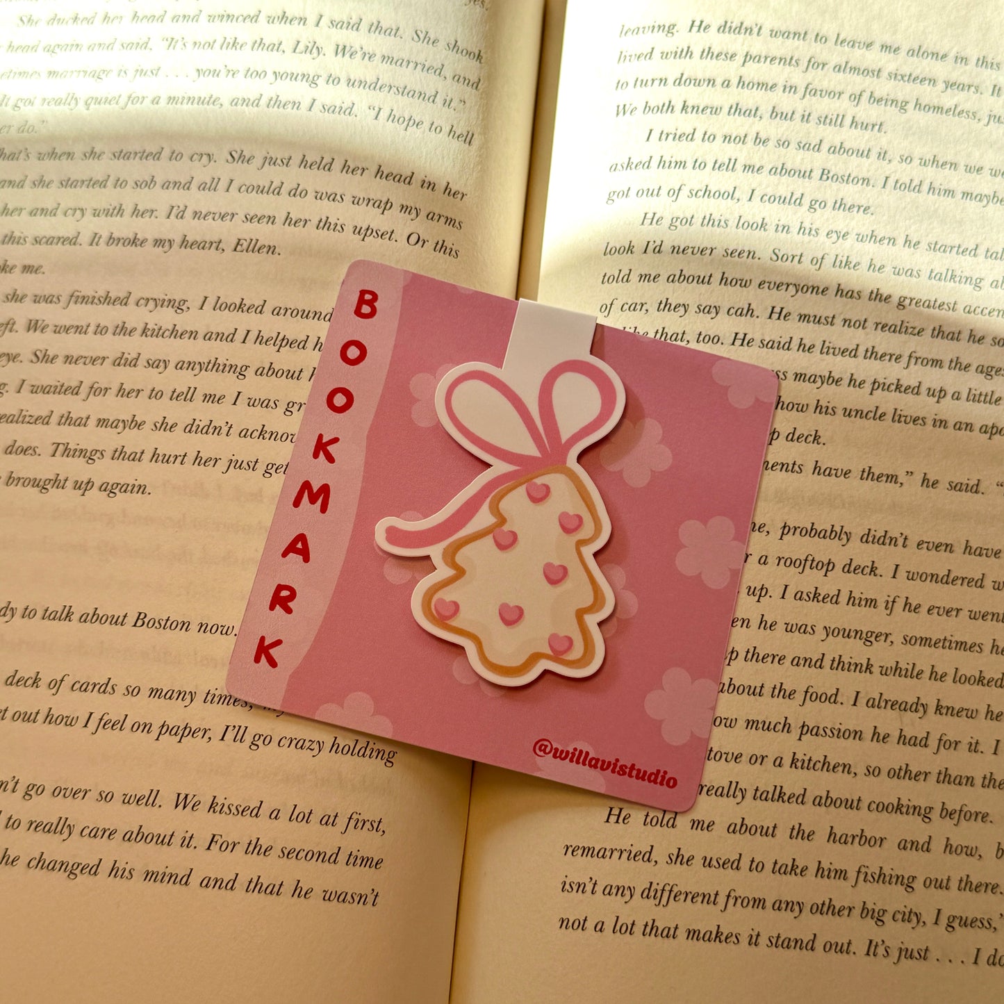 Christmas Tree Ornament Magnetic Bookmark