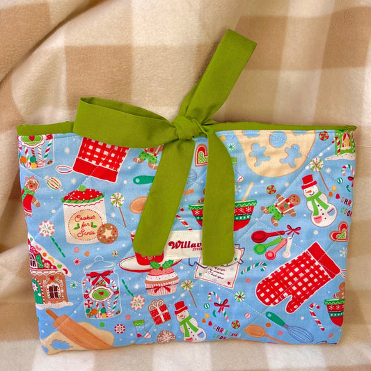 Holly Jolly Reads Book Sleeve 🎁📚