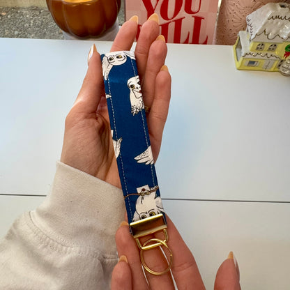 Owl Mail Delivery Wristlet Keychain 🦉🔑