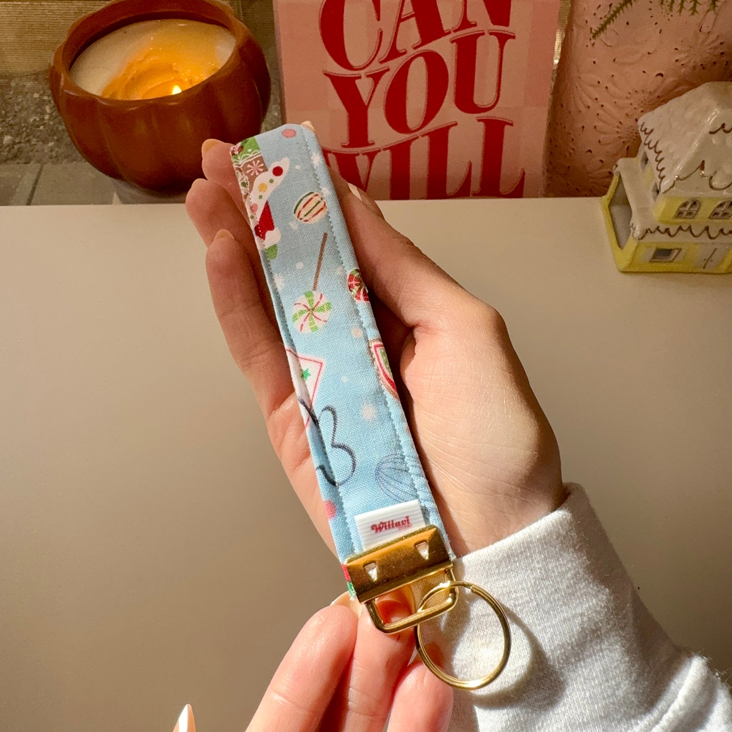 Holly Jolly Reads Wristlet Keychain 🎁🔑