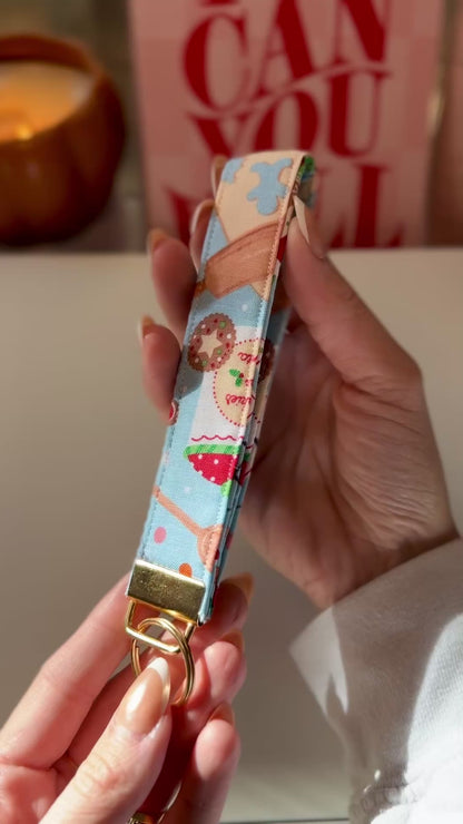 Holly Jolly Reads Wristlet Keychain 🎁🔑